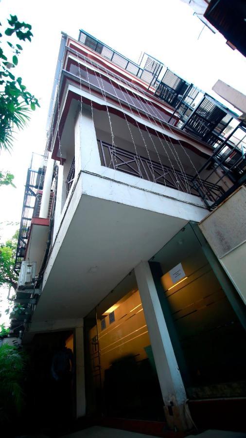 Hotel Comfotel Kalkutta Exterior foto